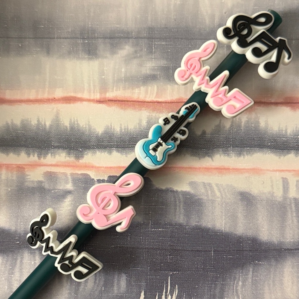 🌻 Bundle of 5 Music Themed Straw Charms